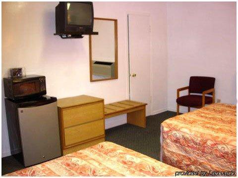 Overton Motel Livingston 部屋 写真