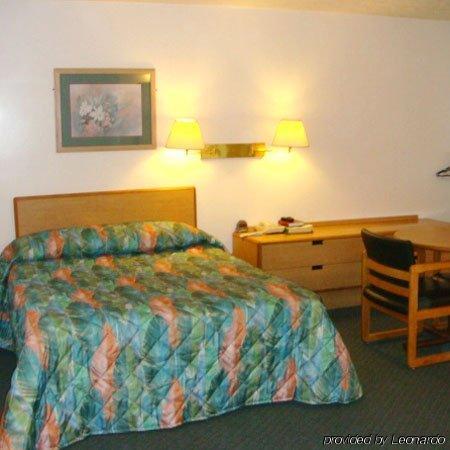 Overton Motel Livingston 部屋 写真