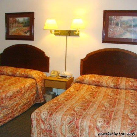Overton Motel Livingston 部屋 写真
