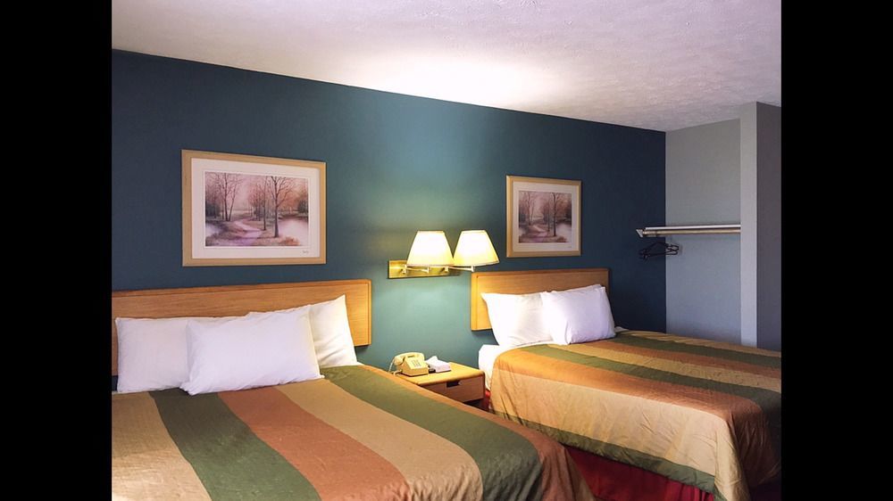 Overton Motel Livingston エクステリア 写真